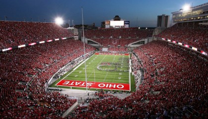 开云下载网址-国际游泳锦标赛中国队多次刷新纪录，国际游泳冠军系列赛