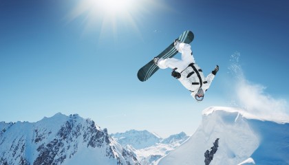 开云在线直播-【分析专家点评】季中转折点的战术变化趋势，季中发展