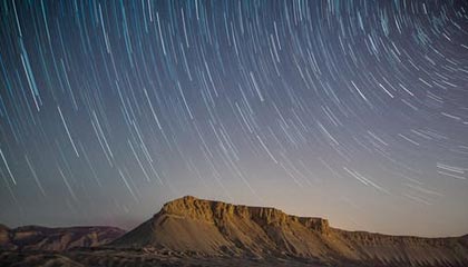 开云体育下载-【比赛现场】激烈对抗背后的战术布局揭秘，激烈对抗性强的项目有哪些